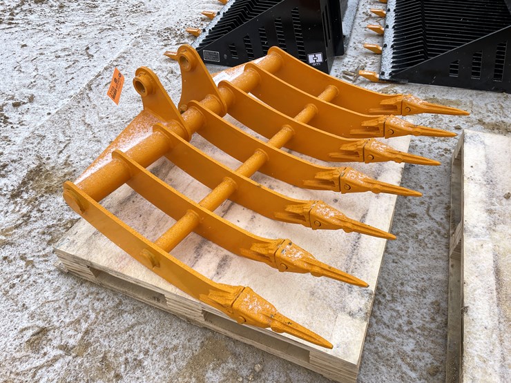 caterpillar-305-image-4