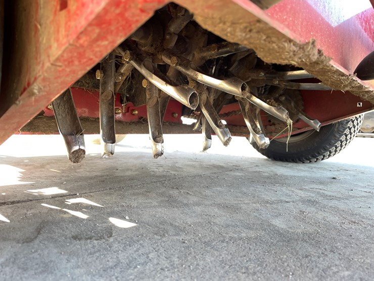 #153-•-toro-28"-aireator-image-19