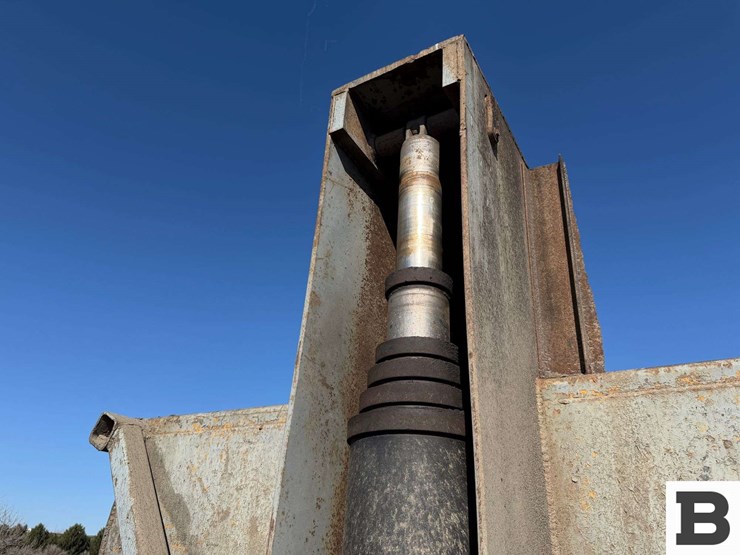 1971-williamsen-end-dump-trailer-image-11