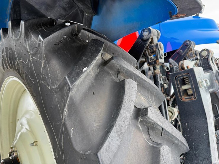 new-holland-t8.320-image-8