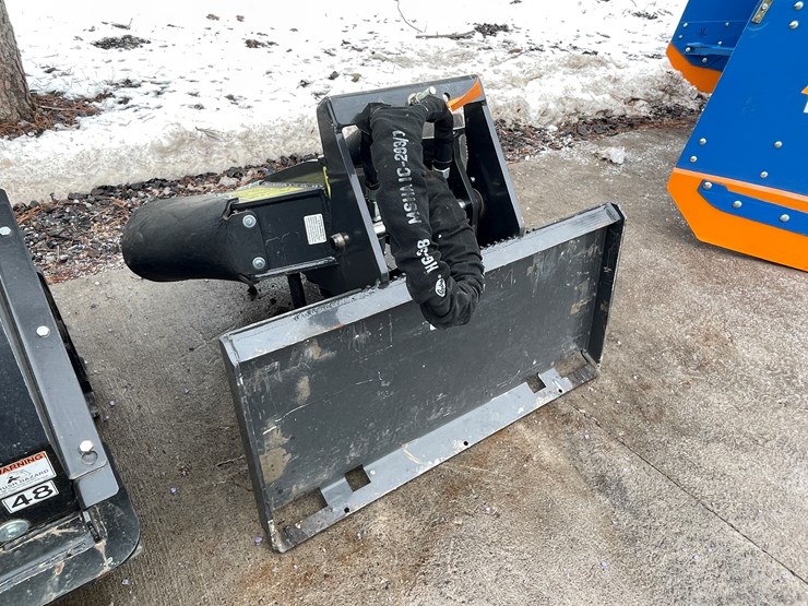 #4902-•-stumper-240-mini-skid-steer-mount-stump-grinder-image-2