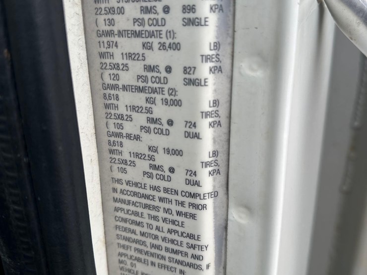 2020-mack-gr64f9-quad/a-dump-truck-image-22