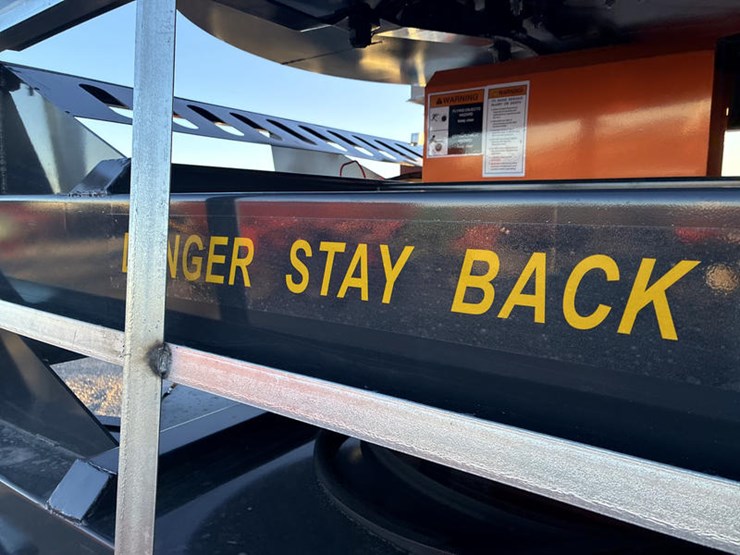 #115400-•-skidsteer-mt-72"-brush-cutter-image-2