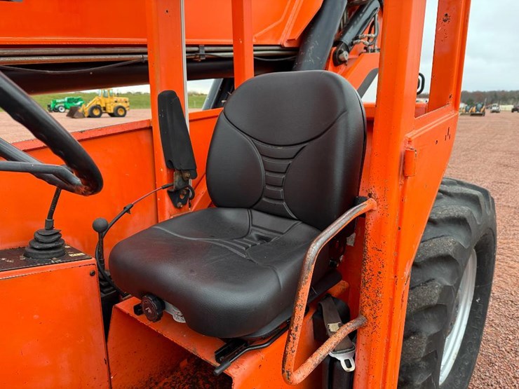 2006-sky-trak-8042-image-41