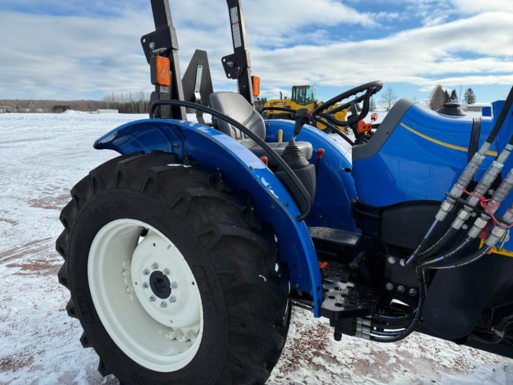 2023-new-holland-workmaster-60-image-25