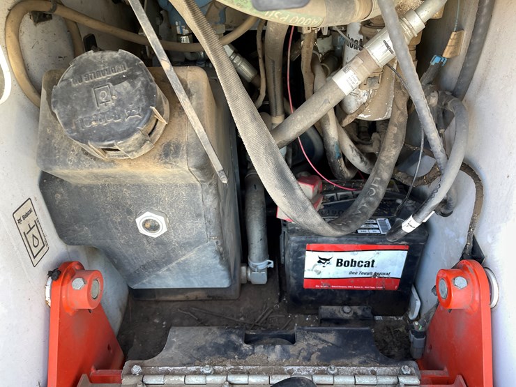 2024-bobcat-mt100-image-36