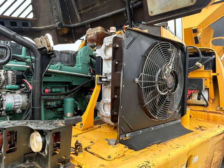 2005-volvo-a35d-image-26