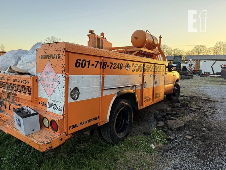 2005-ford-f350-image-2