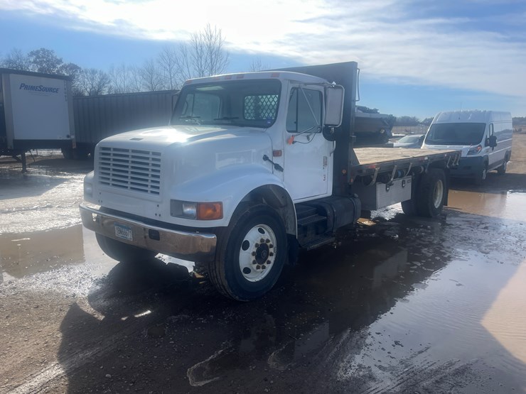 2001-international-2001-image-1