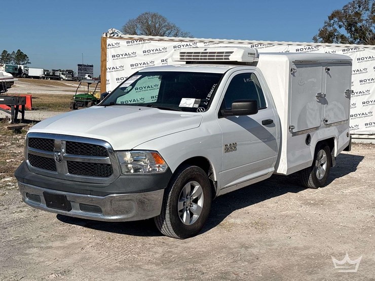 2018-dodge-1500-image-1