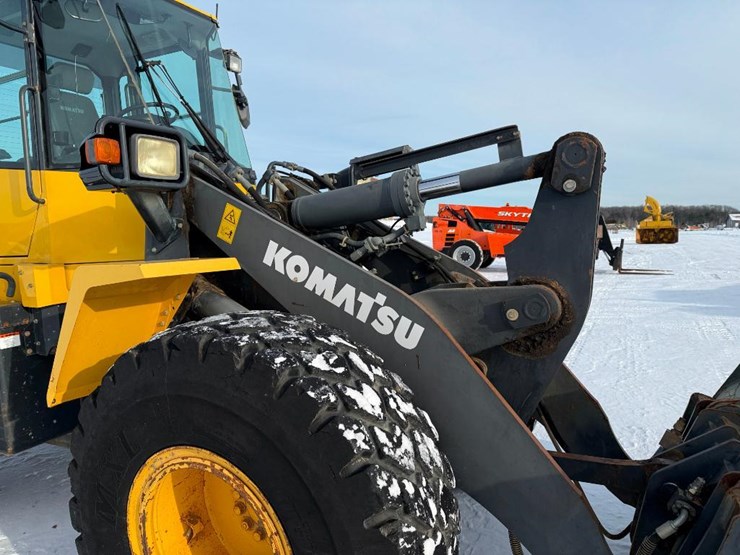 2011-komatsu-wa250pz-6-image-32