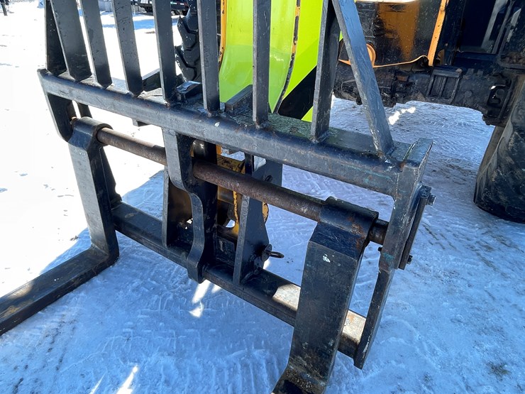 2014-jcb-509-42-image-11