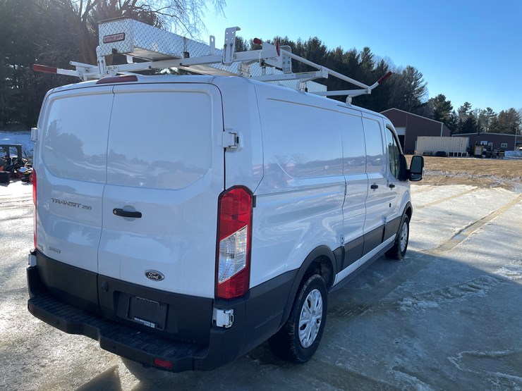 2019-ford-transit-image-5