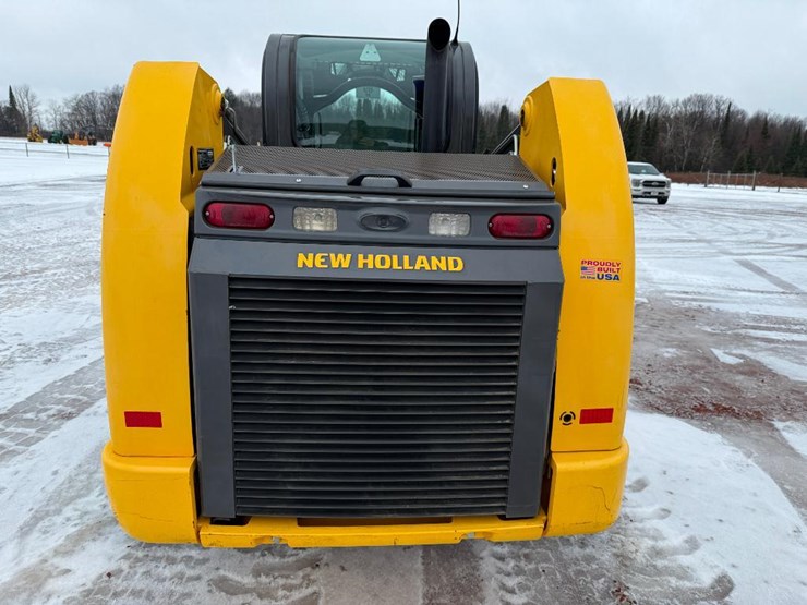 2023-new-holland-c334-image-24