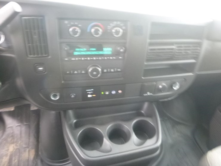 2023-gmc-3500-image-13