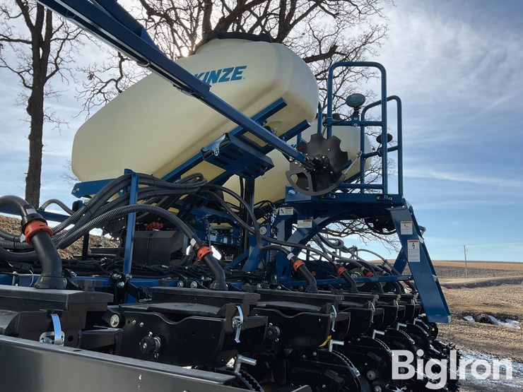 2024-kinze-3505-image-12