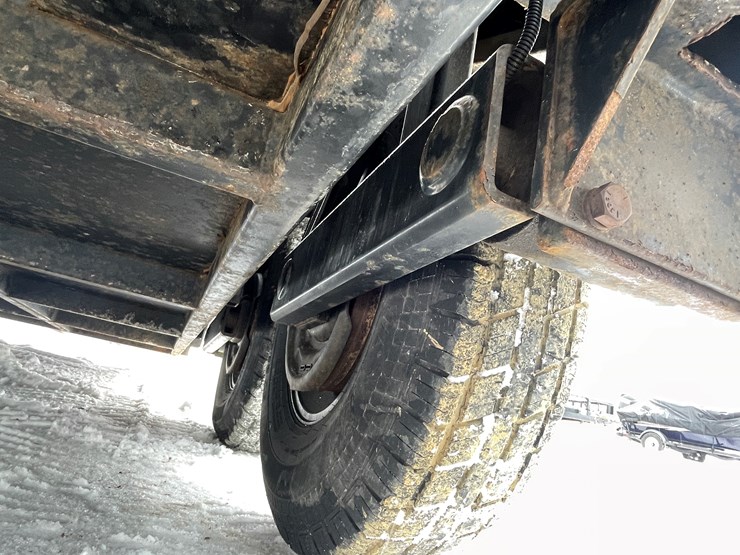 #135-•-2022-rock-line-products-air-tow-ground-loading-enclosed-trailer-(has-wi-title)-image-22