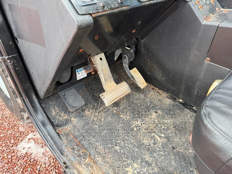 2016-genie-gth844-image-45