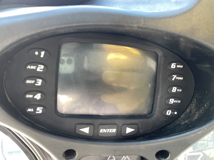 2022-bobcat-t450-image-51