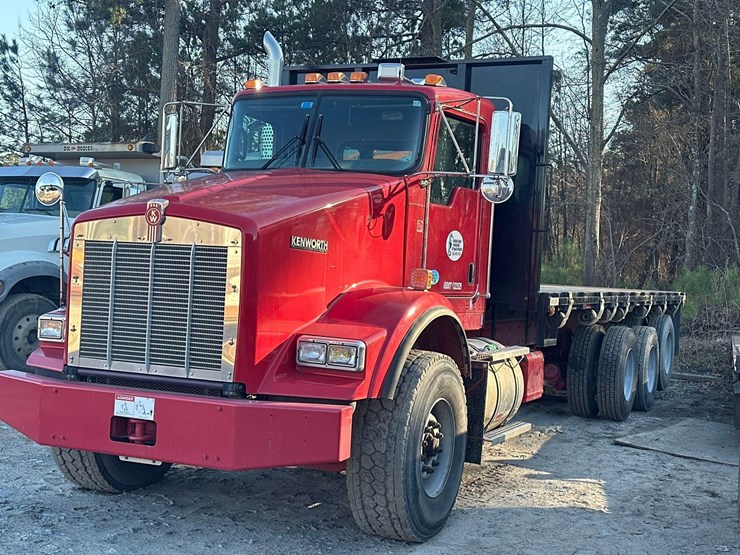 2019-kenworth-t800-image-1
