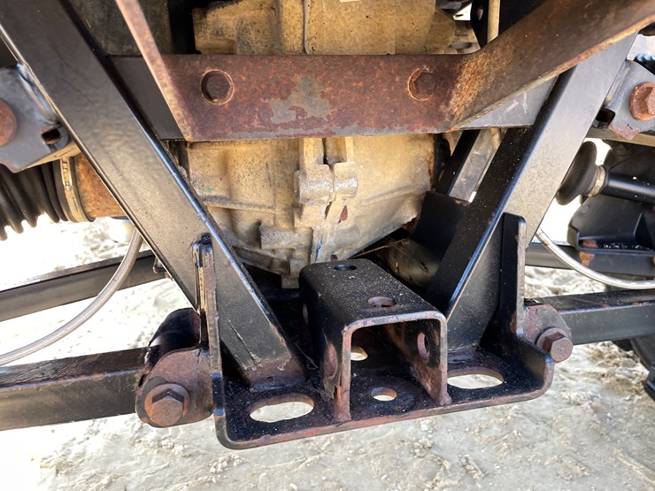 2009-john-deere-gator-image-38