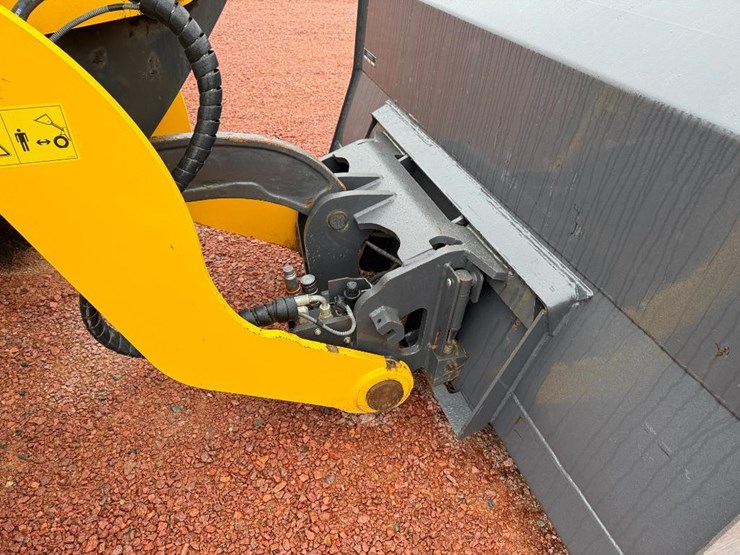 2022-new-holland-w80c-image-28