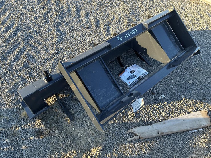 #115427-•-72"-skidsteer-ripper-image-1