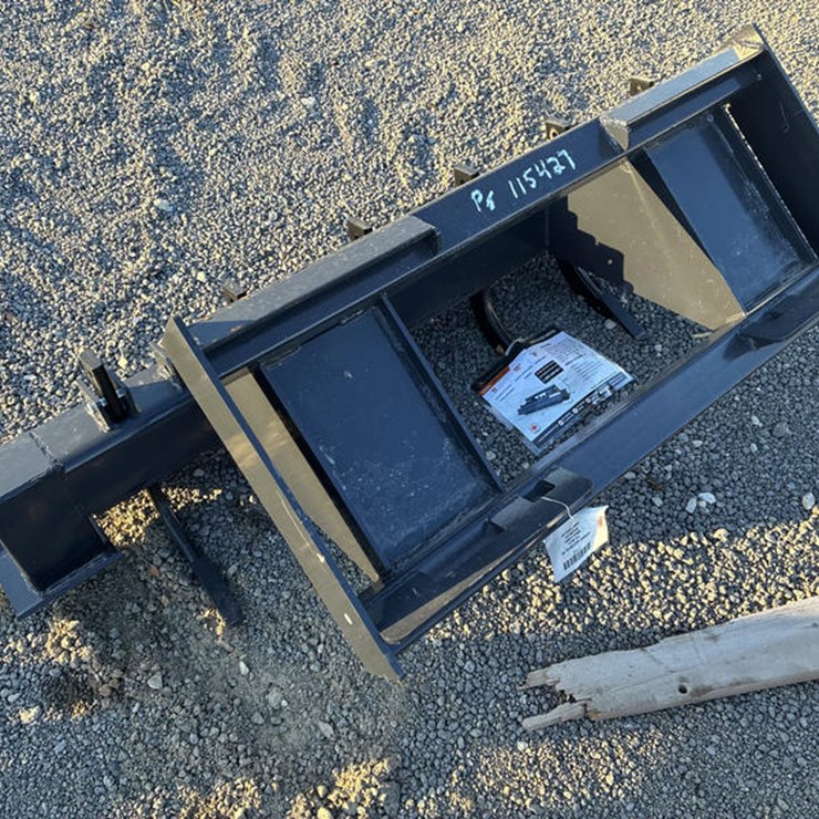 #115427 • 72" SKIDSTEER RIPPER