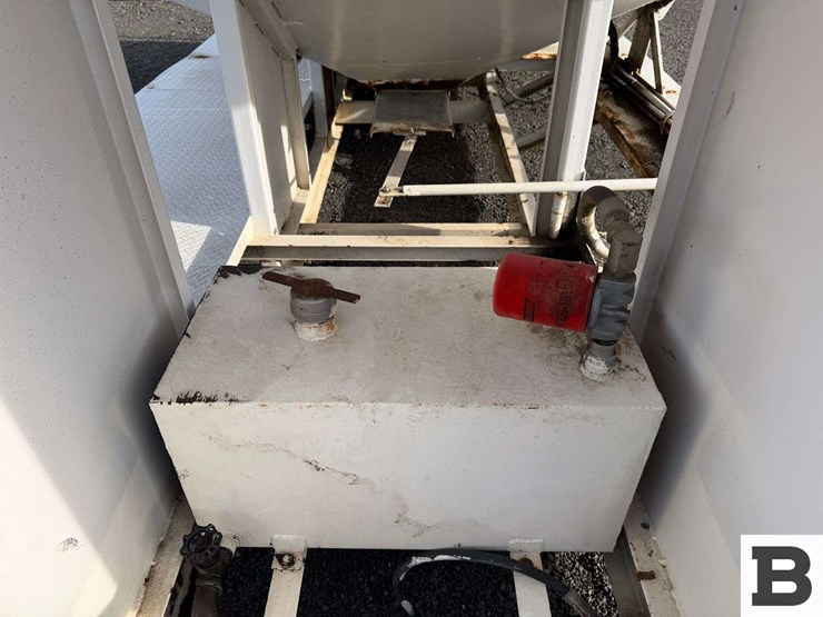 16'-fertilizer-truck-bed-image-7