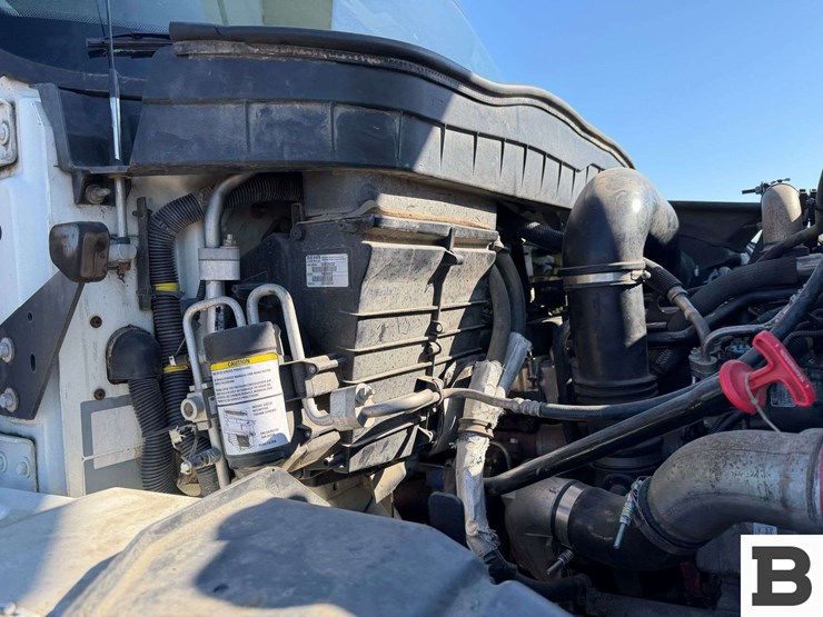 2011-international-workstar-7400-image-62