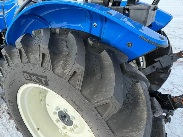 2023-new-holland-workmaster-60-image-8