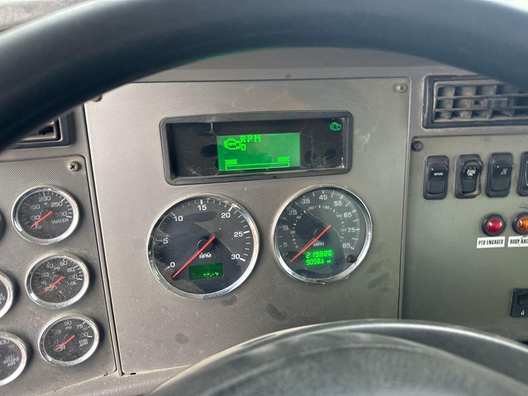 2015-kenworth-t370-image-29