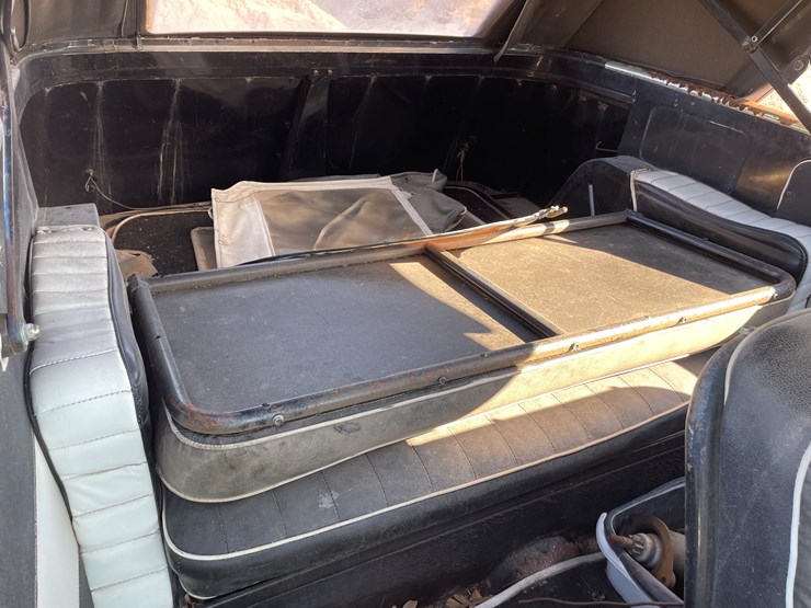 #1526-•-1950-willys-jeepster-**non-runner**(has-mn-title)-image-18