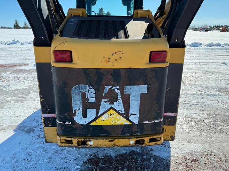 caterpillar-252-image-21