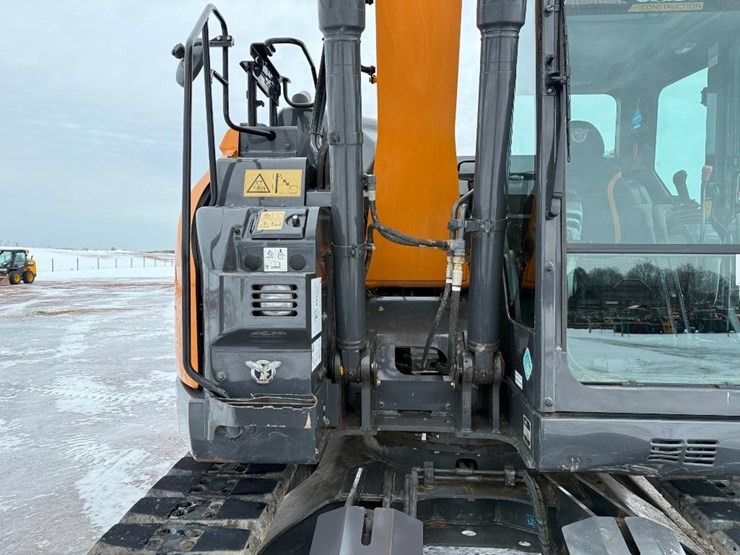 case-cx145dsr-image-28