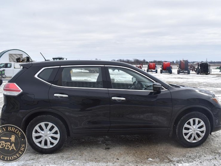 2015-nissan-rogue-image-11