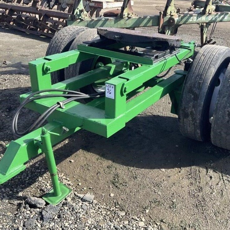 Custom Hydraulic 5th Wheel Field Dolly
