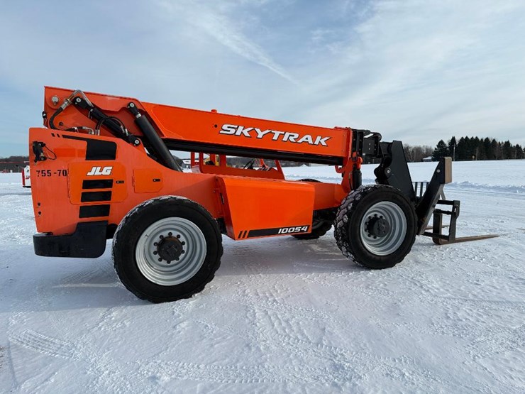 2018-sky-trak-10054-image-4