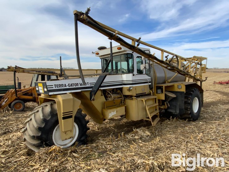 ag-chem-terra-gator-1603-image-1