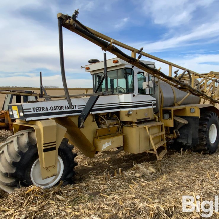 AG-CHEM TERRA-GATOR 1603