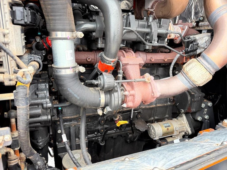 2018-doosan-dl250-5-image-27