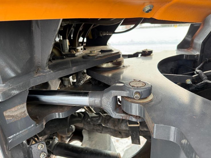 2019-case-621g-xt-image-28