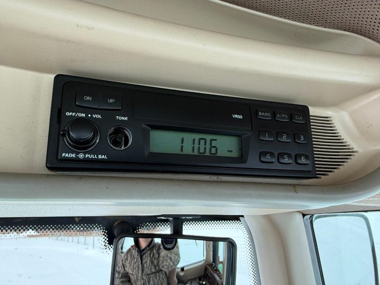 john-deere-6420-image-50