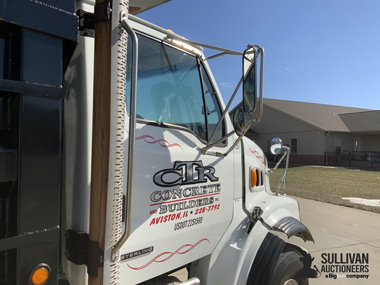 2009-sterling-l7500-image-20