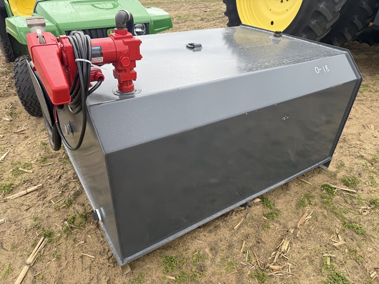 300-gal-fuel-tank-image-2