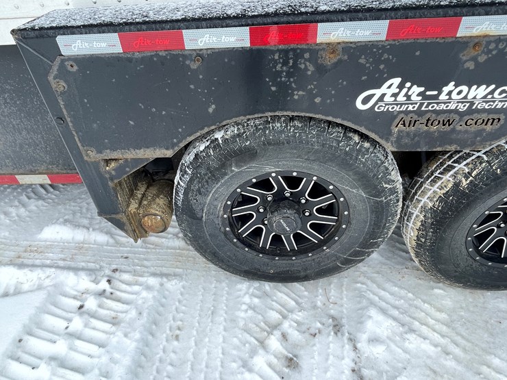 #135-•-2022-rock-line-products-air-tow-ground-loading-enclosed-trailer-(has-wi-title)-image-41
