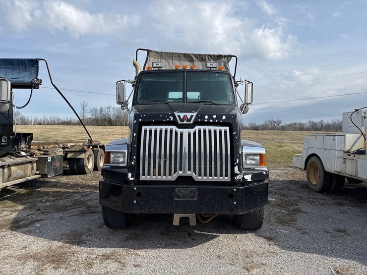 2018-western-star-4700sb-image-5