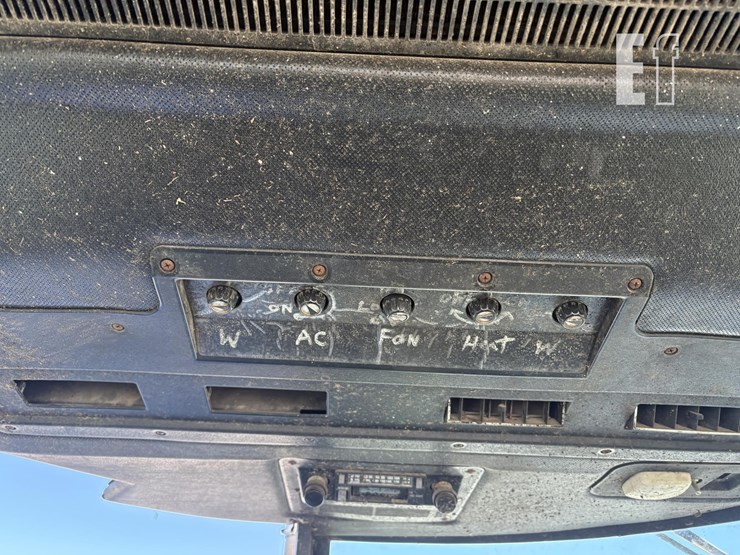 1978-john-deere-4440-image-23