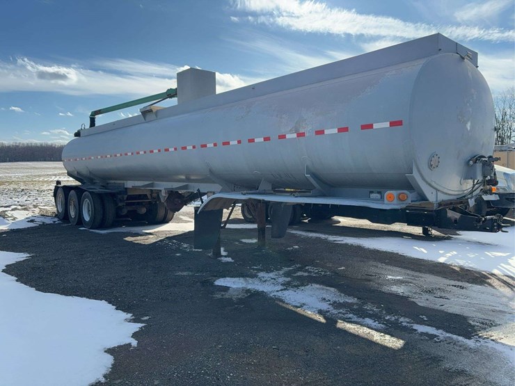 1981-fruehauf-trailer-image-1