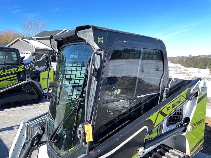 2022-bobcat-t450-image-15